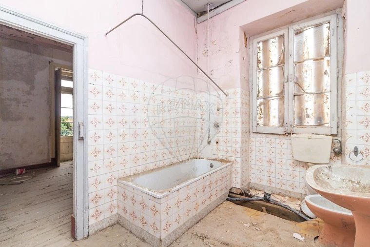 Prédio para Venda em Vila Franca de Xira Foto 11