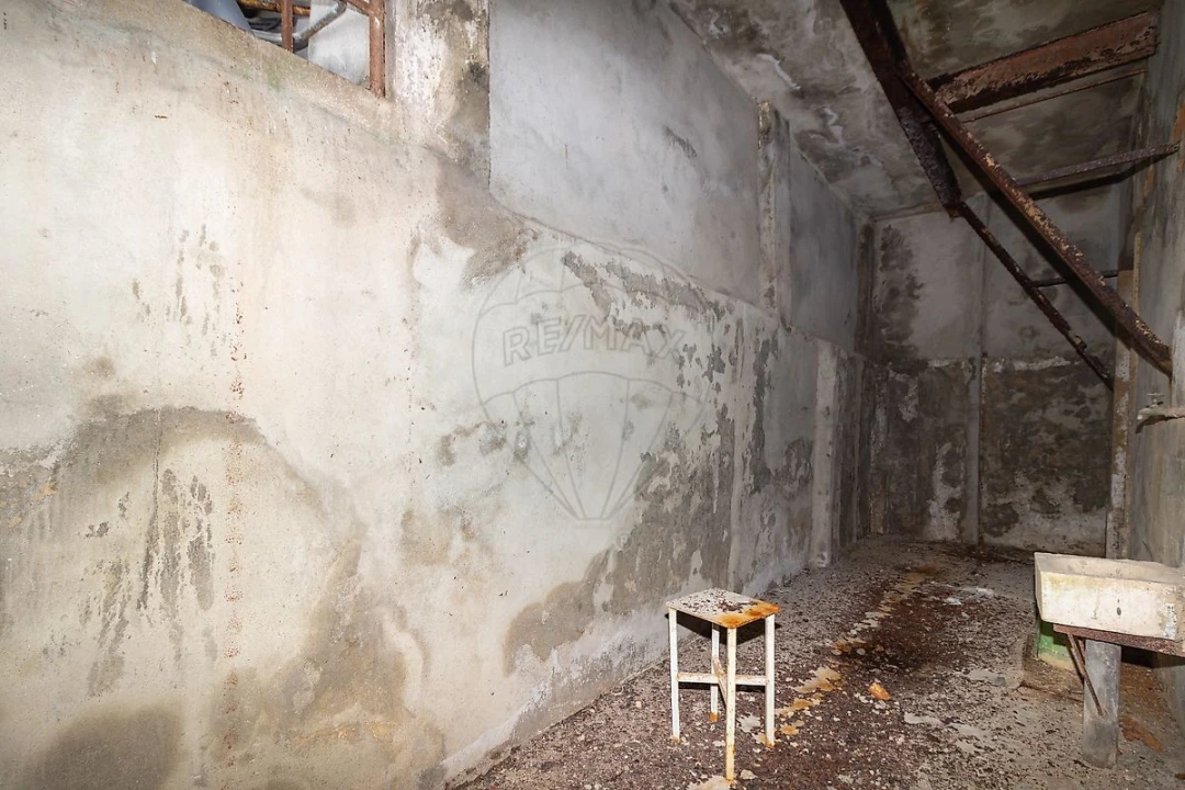 Prédio para Venda em Vila Franca de Xira Foto 28