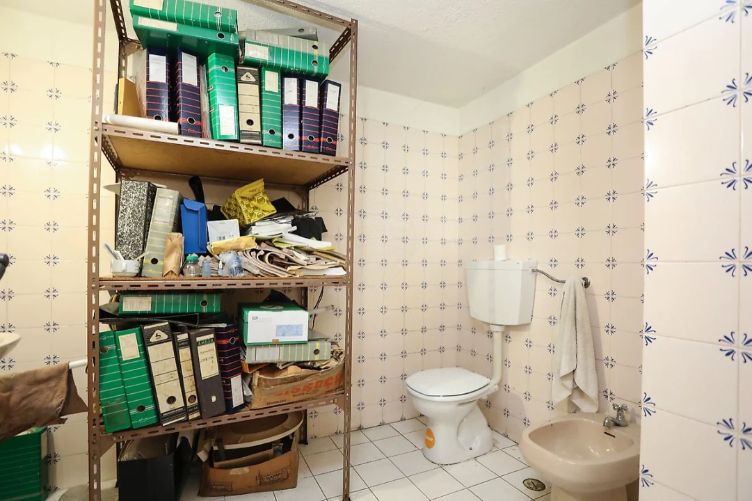 Loja para Venda em Póvoa de Santo Adrião e Olival Basto Foto 7