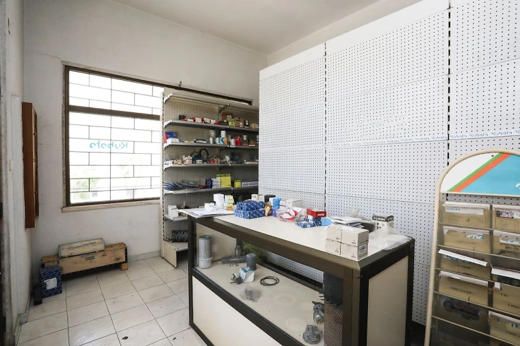 Loja para Venda em Póvoa de Santo Adrião e Olival Basto Foto 5