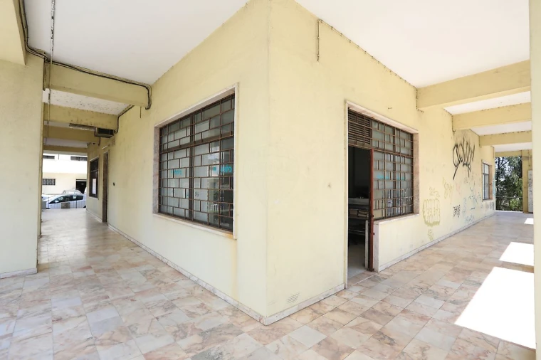 Loja para Venda em Póvoa de Santo Adrião e Olival Basto Foto 11