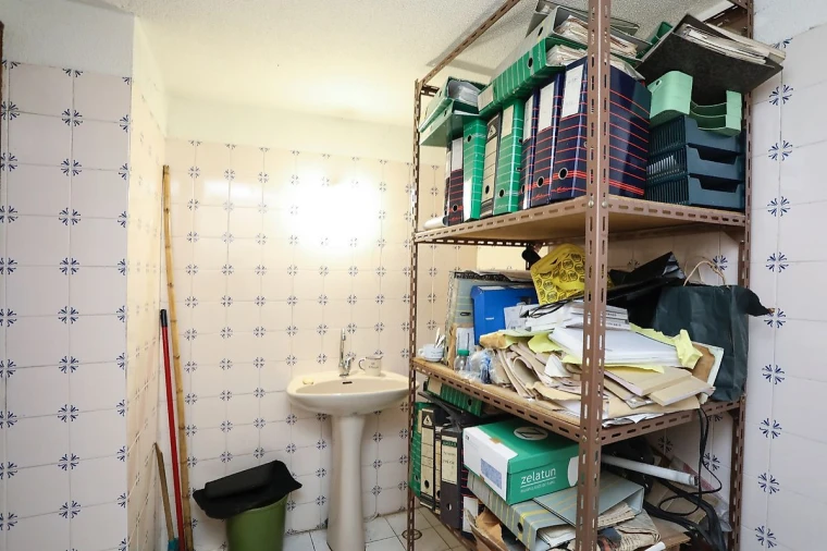 Loja para Venda em Póvoa de Santo Adrião e Olival Basto Foto 8