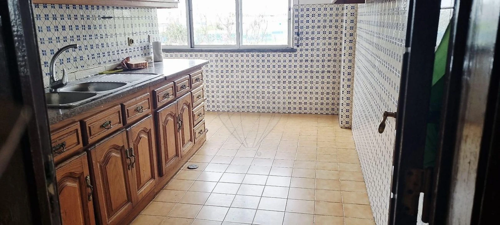 Apartamento T2 para Venda em Camarate, Unhos e Apelação Foto 3