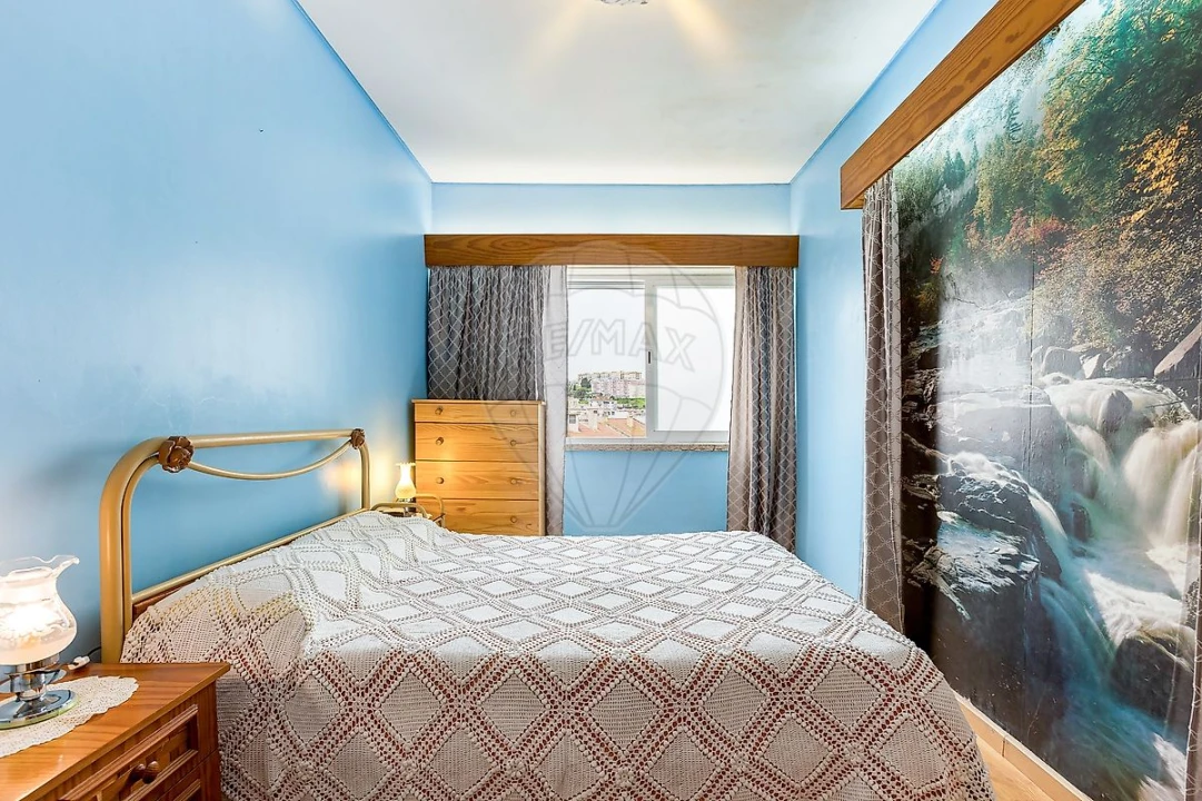 Apartamento T2 para Venda em Venteira Foto 12