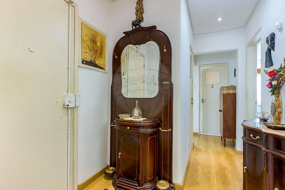 Apartamento T2 para Venda em Venteira Foto 1