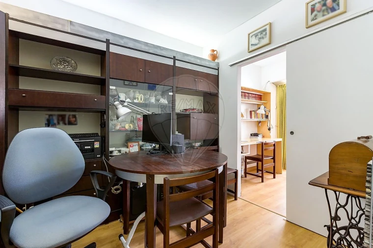 Apartamento T2 para Venda em Venteira Foto 9