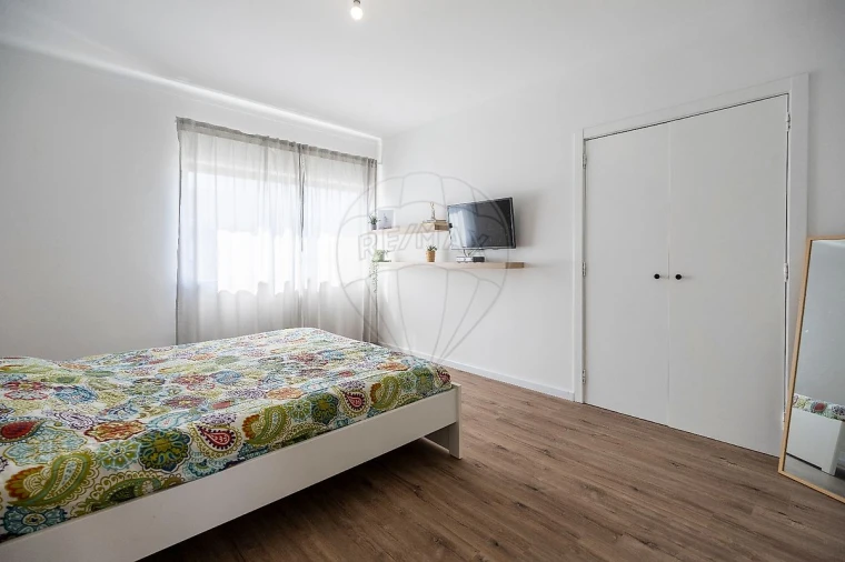 Apartamento T2 para Venda em Vimeiro Foto 11