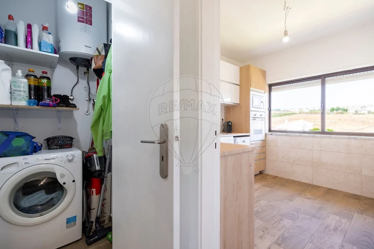 Apartamento T2 para Venda em Vimeiro Foto 20