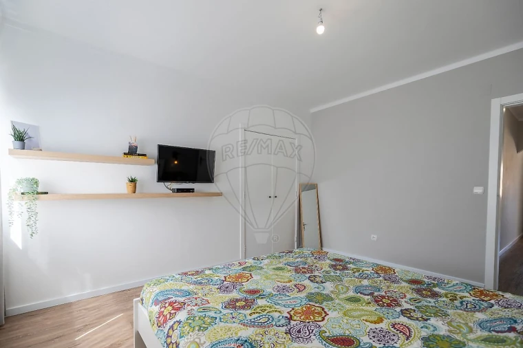 Apartamento T2 para Venda em Vimeiro Foto 12