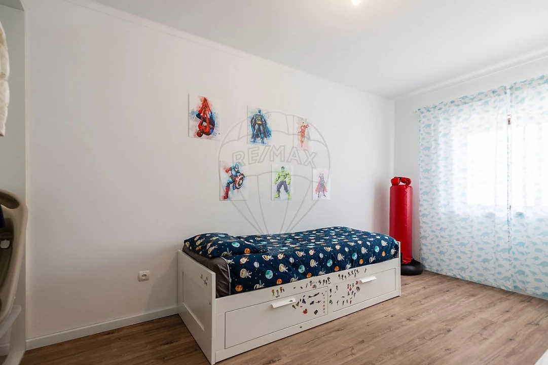 Apartamento T2 para Venda em Vimeiro Foto 7