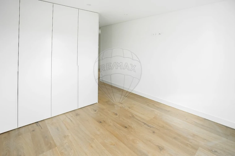 Apartamento T2 para Arrendamento em Moscavide e Portela Foto 6