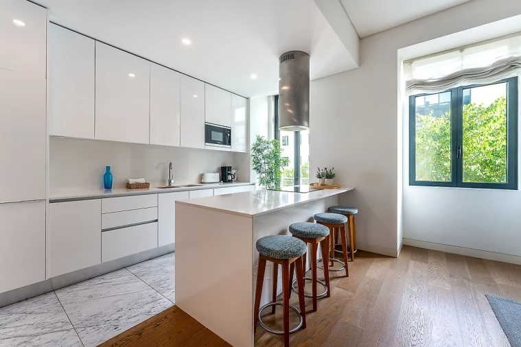 Apartamento T2 para Venda em Santo António Foto 13