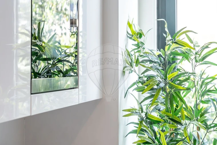 Apartamento T2 para Venda em Santo António Foto 22