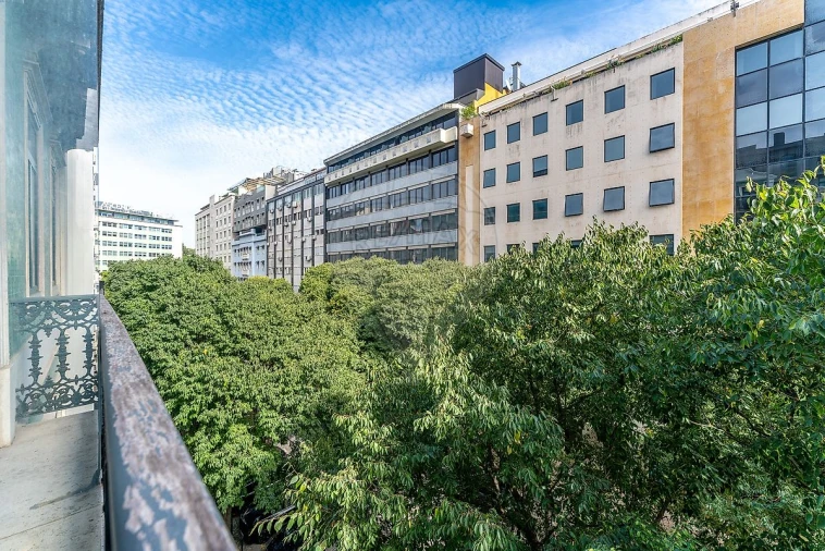 Apartamento T2 para Venda em Santo António Foto 27