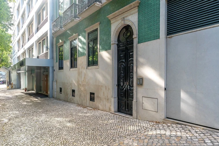 Apartamento T2 para Venda em Santo António Foto 10