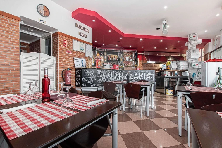 Negócio para Venda em Vialonga Foto 8