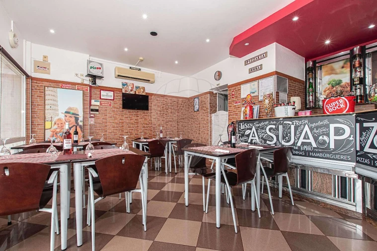 Negócio para Venda em Vialonga Foto 3