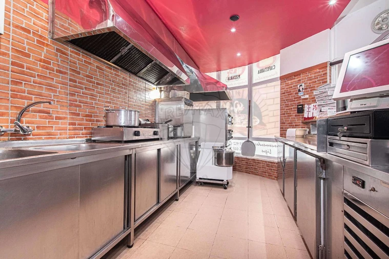 Negócio para Venda em Vialonga Foto 16