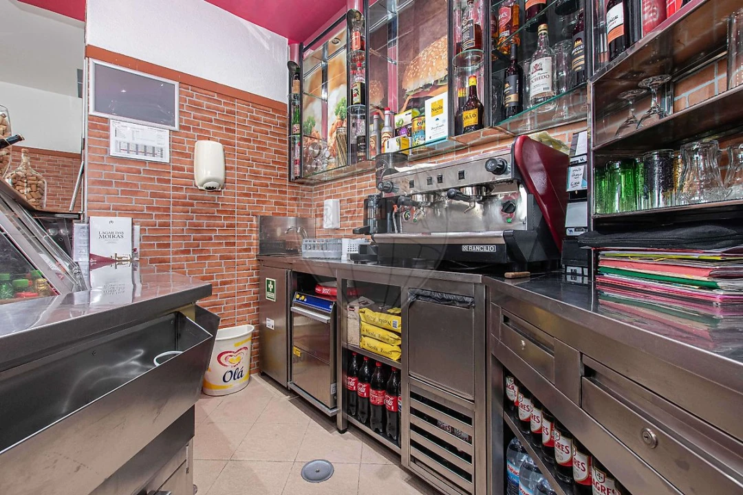 Negócio para Venda em Vialonga Foto 11