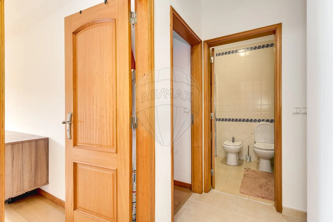 Apartamento T2 para Venda em Póvoa de Santa Iria e Forte da Casa Foto 19