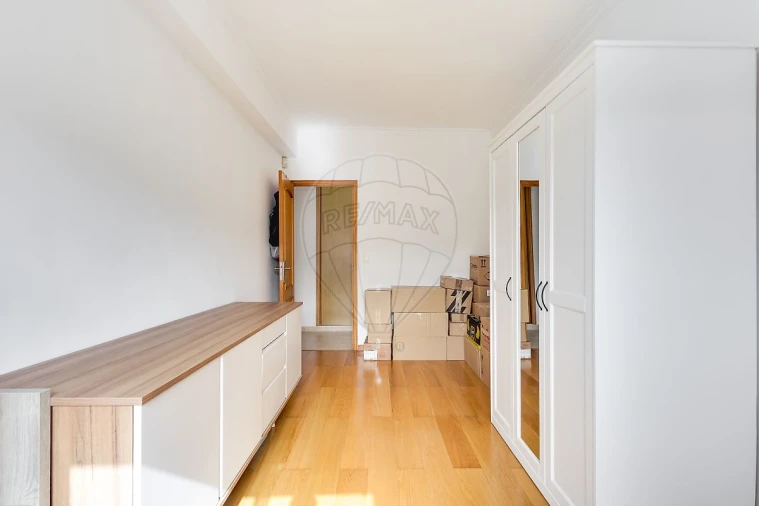 Apartamento T2 para Venda em Póvoa de Santa Iria e Forte da Casa Foto 20