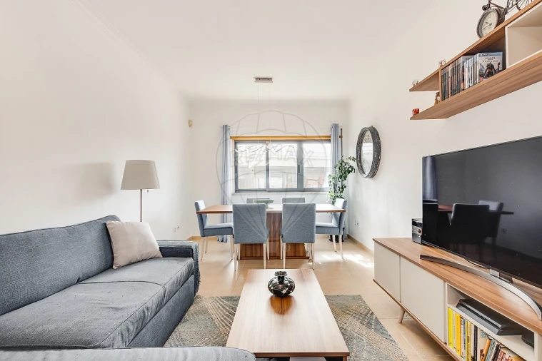 Apartamento T2 para Venda em Póvoa de Santa Iria e Forte da Casa Foto 11