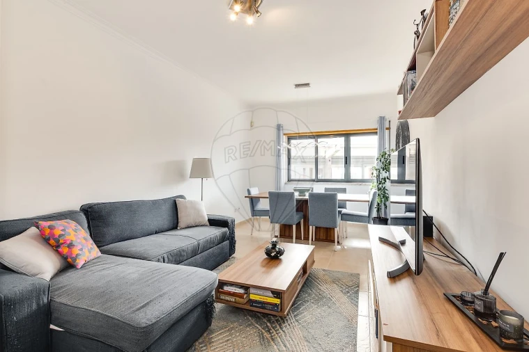 Apartamento T2 para Venda em Póvoa de Santa Iria e Forte da Casa Foto 12