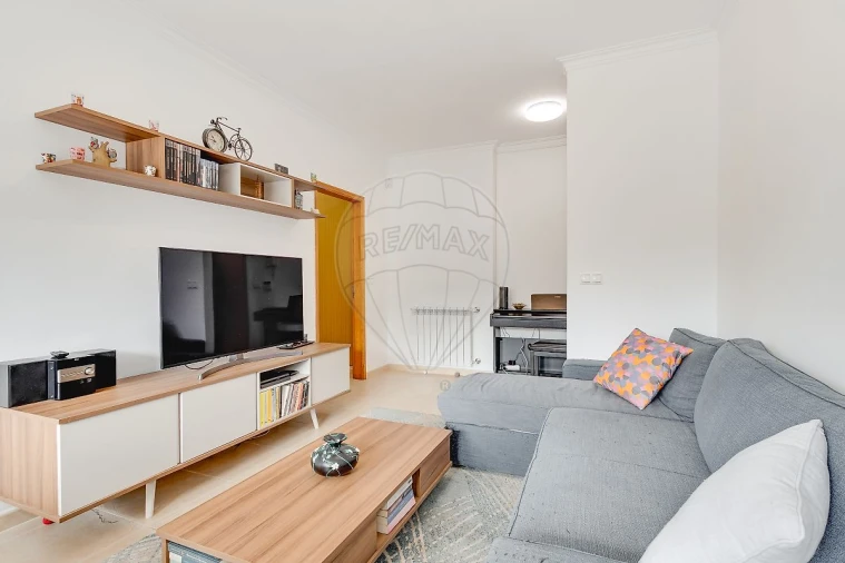 Apartamento T2 para Venda em Póvoa de Santa Iria e Forte da Casa Foto 13