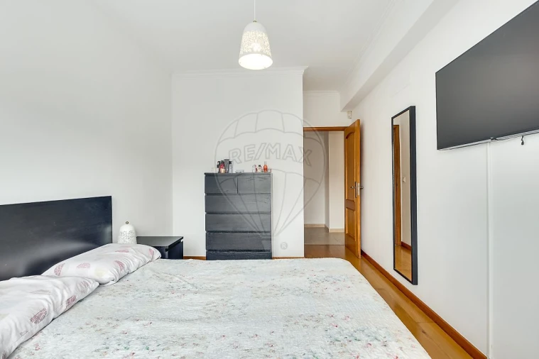 Apartamento T2 para Venda em Póvoa de Santa Iria e Forte da Casa Foto 22