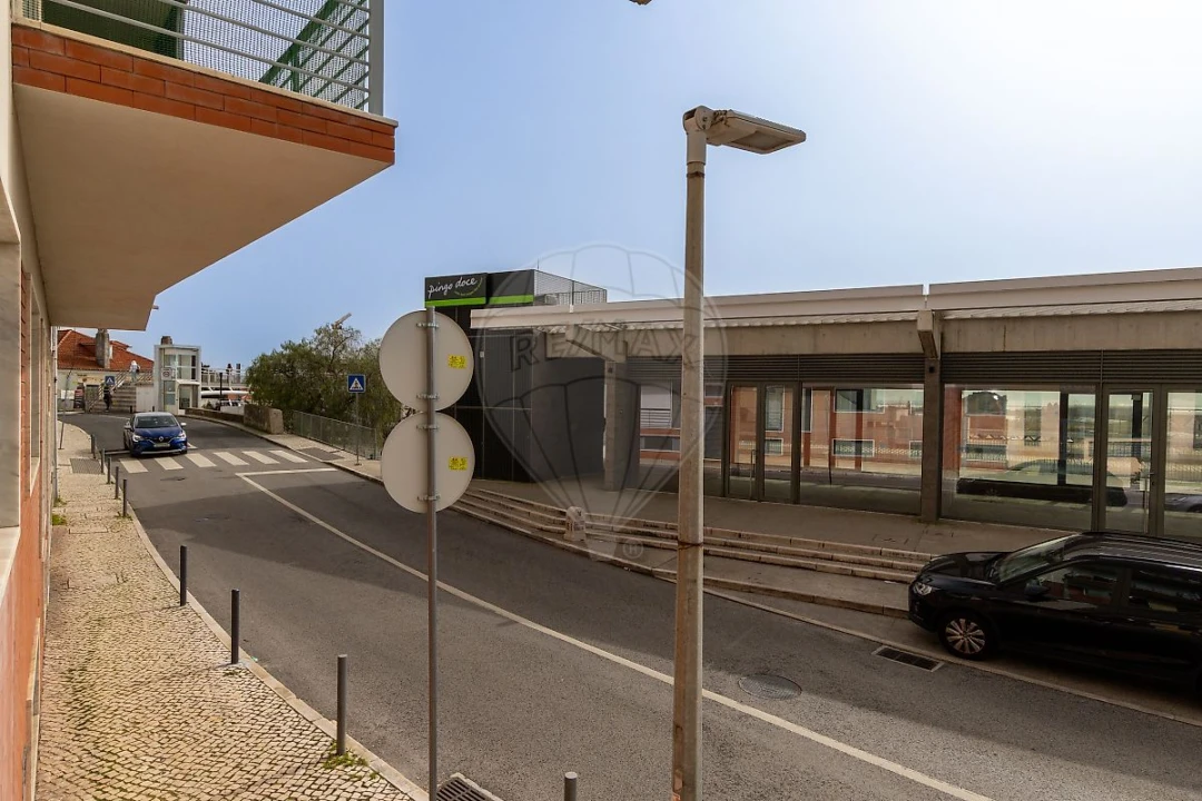 Apartamento T2 para Venda em Póvoa de Santa Iria e Forte da Casa Foto 24