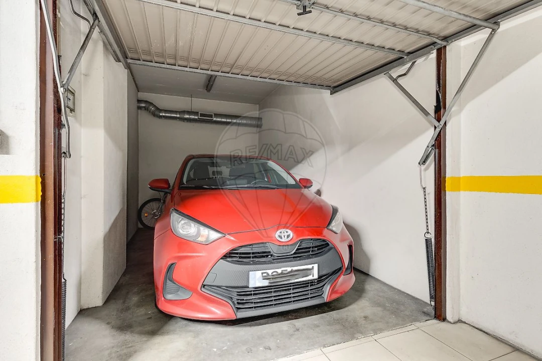 Apartamento T2 para Venda em Póvoa de Santa Iria e Forte da Casa Foto 29