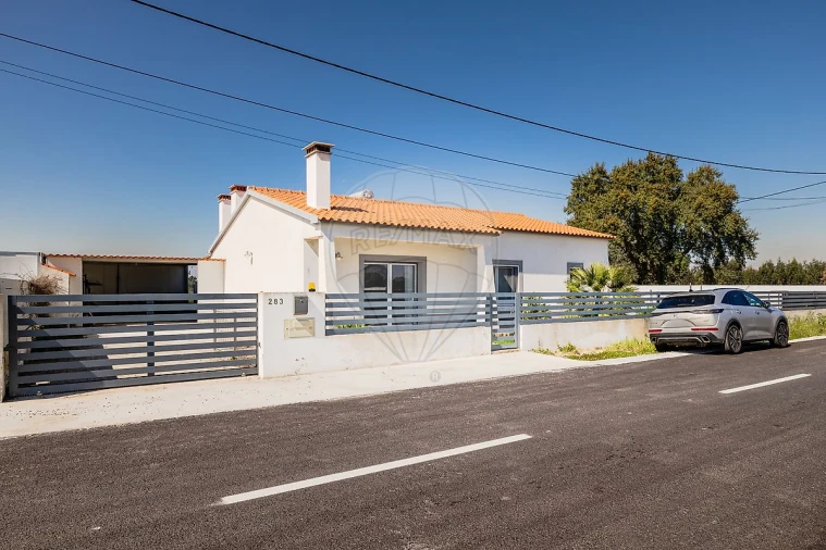 Moradia T2 para Venda em Glória do Ribatejo e Granho Foto 6