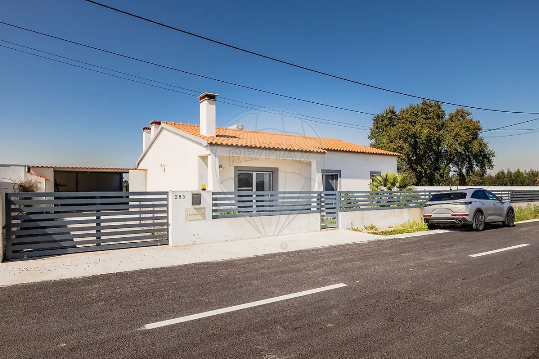 Moradia T2 para Venda em Glória do Ribatejo e Granho Foto 6