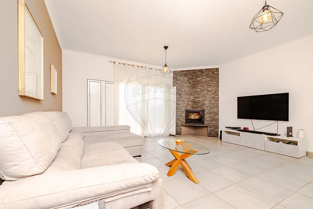 Moradia T2 para Venda em Glória do Ribatejo e Granho Foto 2