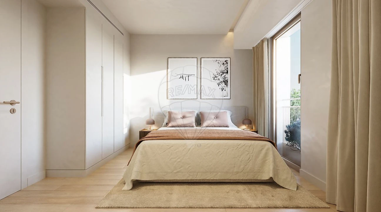 Apartamento T2 para Venda em Rio de Mouro Foto 4