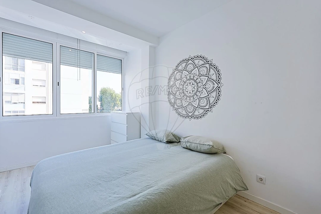 Apartamento T2 para Arrendamento em Beato Foto 18