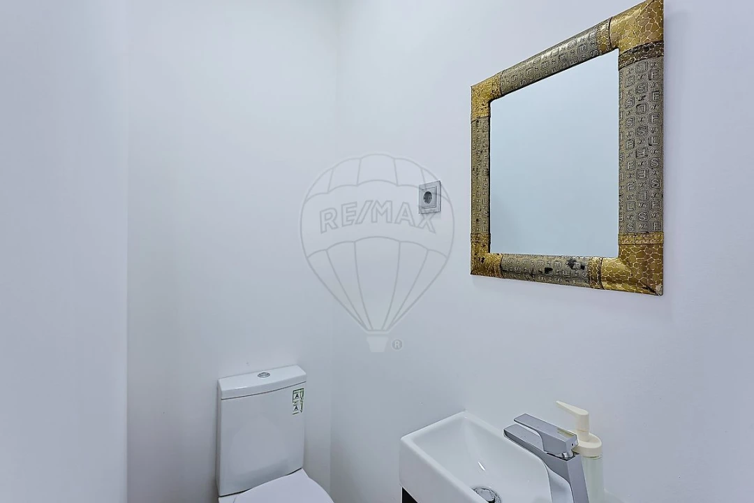 Apartamento T2 para Arrendamento em Beato Foto 19