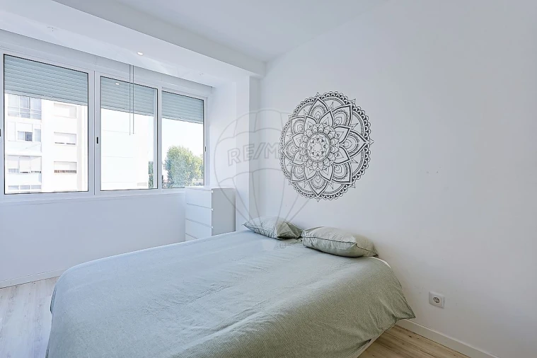 Apartamento T2 para Arrendamento em Beato Foto 18
