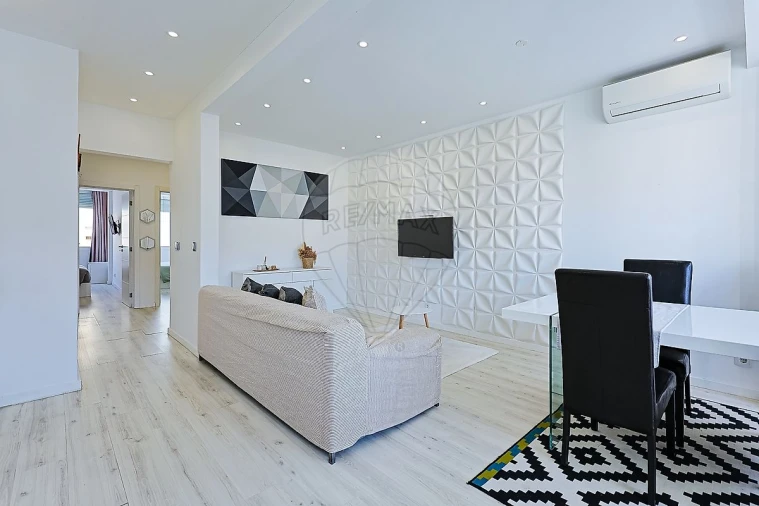 Apartamento T2 para Arrendamento em Beato Foto 5