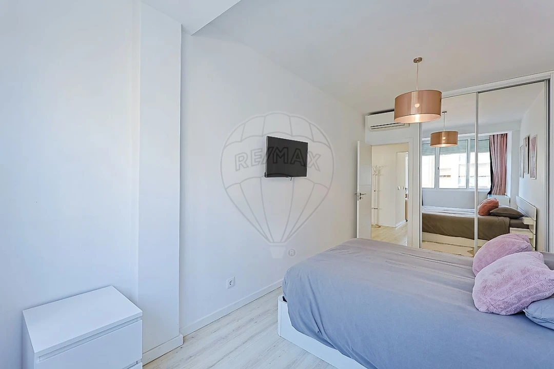 Apartamento T2 para Arrendamento em Beato Foto 13