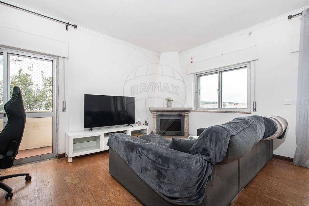 Apartamento T3 para Venda em Póvoa de Santa Iria e Forte da Casa Foto 13