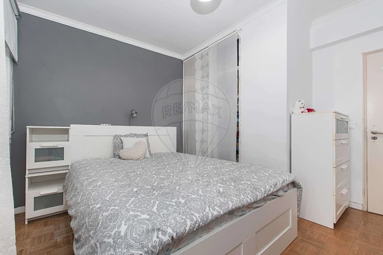 Apartamento T3 para Venda em Póvoa de Santa Iria e Forte da Casa Foto 24