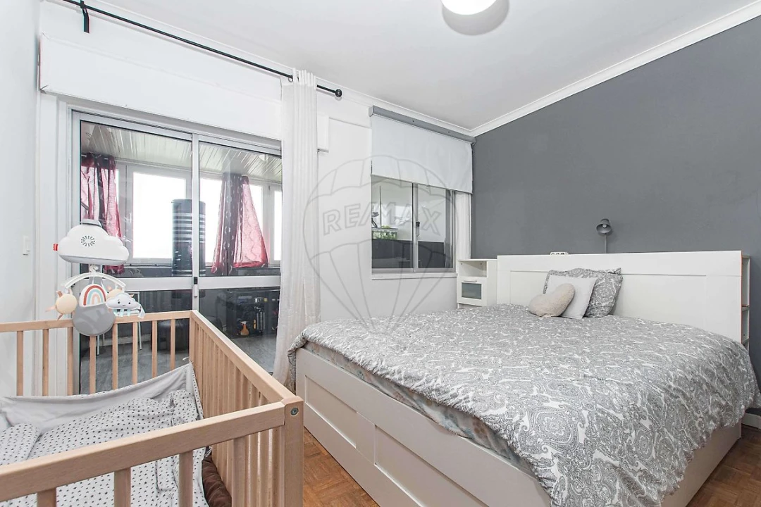 Apartamento T3 para Venda em Póvoa de Santa Iria e Forte da Casa Foto 23