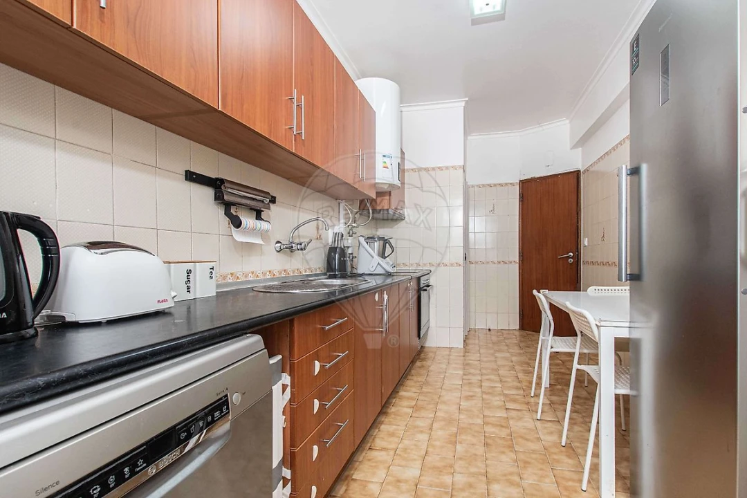 Apartamento T3 para Venda em Póvoa de Santa Iria e Forte da Casa Foto 8