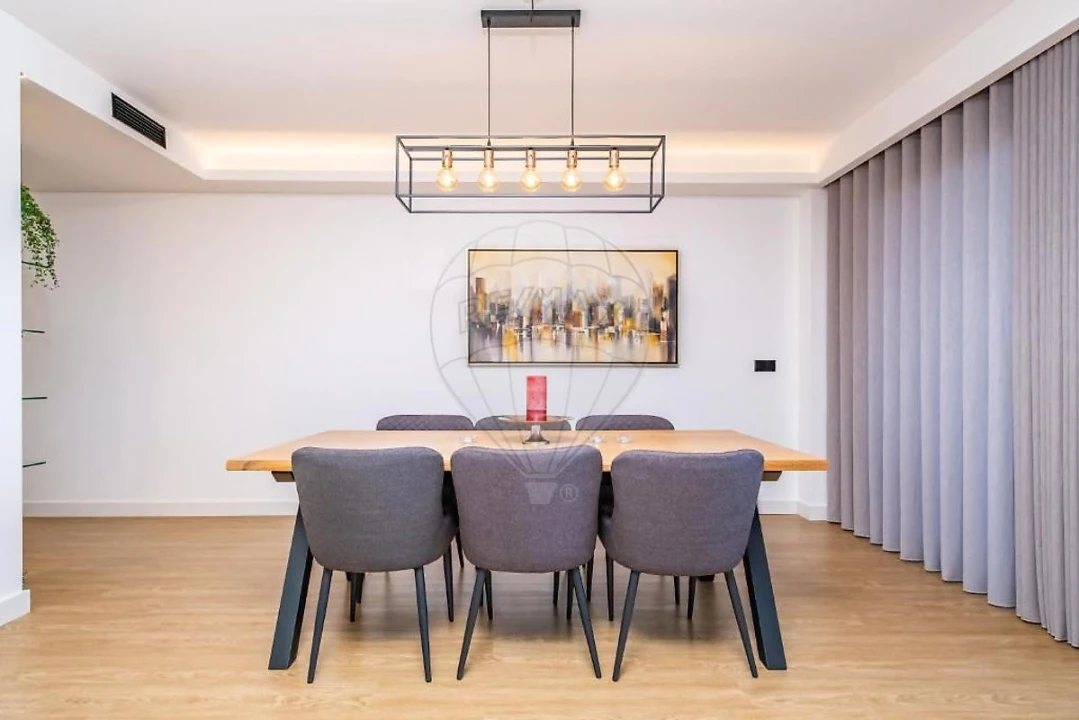 Apartamento T2 para Venda em São Martinho Foto 3