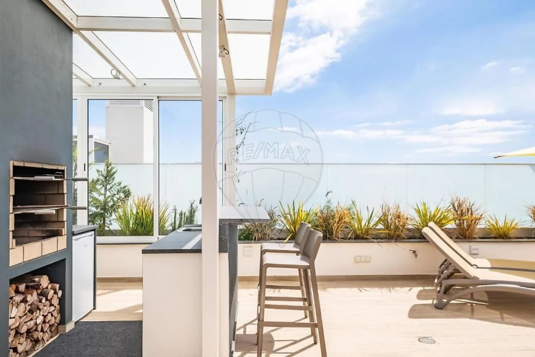 Apartamento T2 para Venda em São Martinho Foto 24