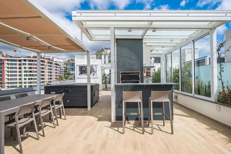 Apartamento T2 para Venda em São Martinho Foto 19