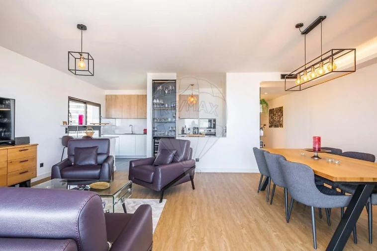 Apartamento T2 para Venda em São Martinho Foto 1