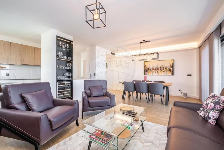 Apartamento T2 para Venda em São Martinho Foto 8