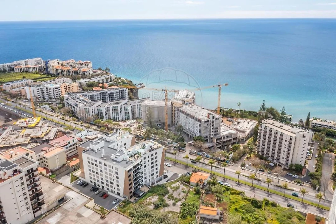 Apartamento T2 para Venda em São Martinho Foto 50